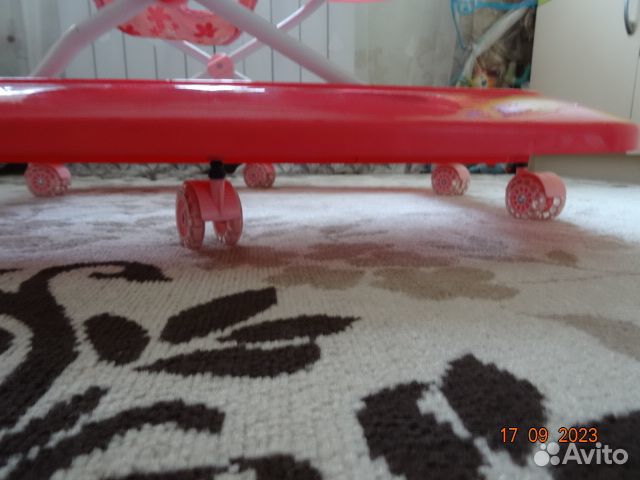 Ходунки каталка для детей с игровой панелью