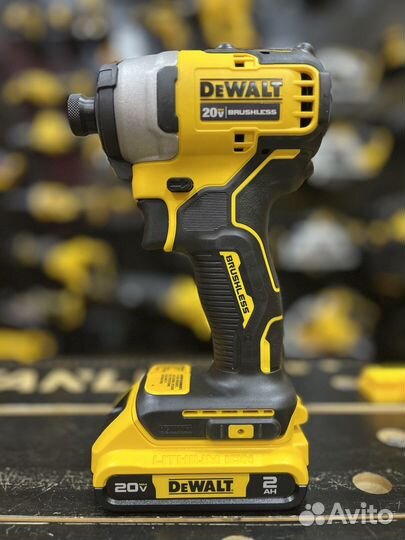 Набор аккумуляторного инструмента Dewalt DCK225D2