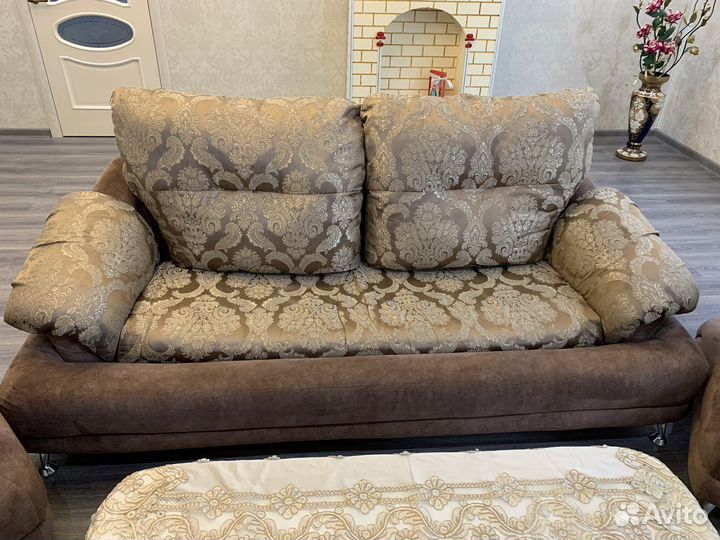 Диван и 2 кресла бу