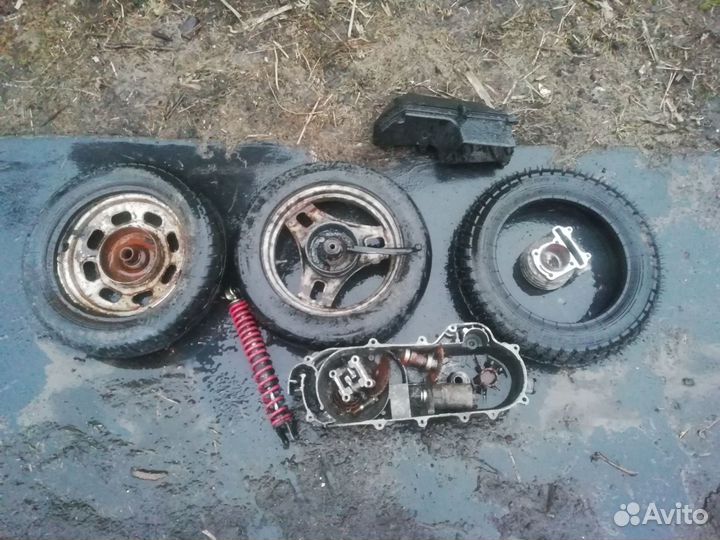 Продам за части для скутеров