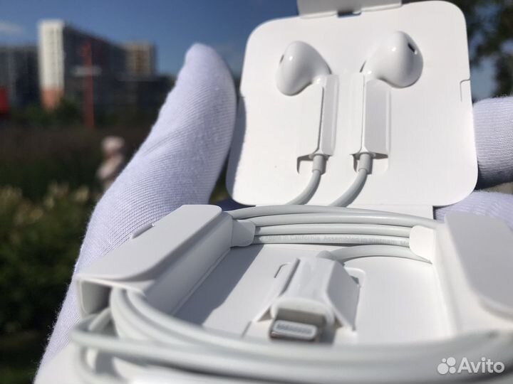 Новые оригинальные наушники EarPods lightning