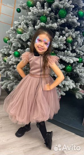 Платье праздничное для девочки