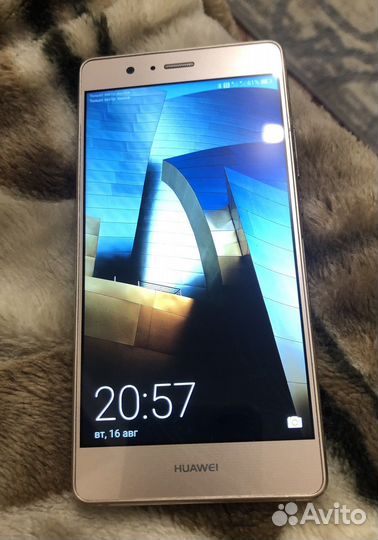 Телефон Huawei vns l21