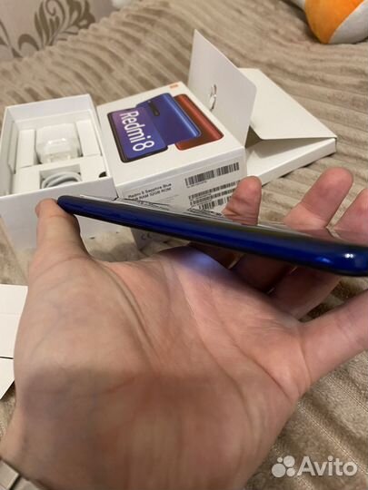 Xiaomi Redmi 8, 3/32 ГБ