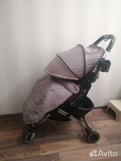 Прогулочная коляска yoya plus 2