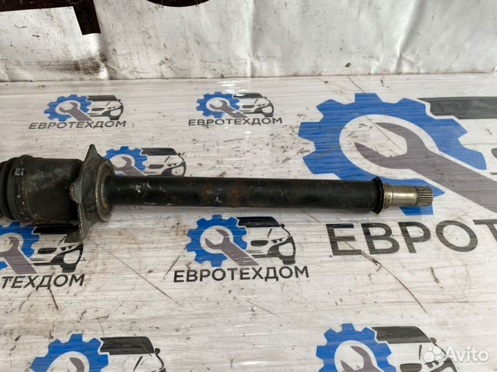 Привод передний правый Mercedes B-Klass W245 200