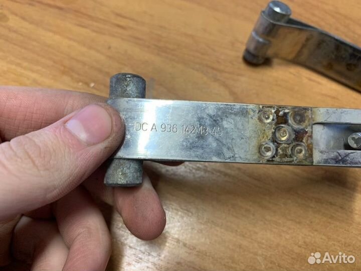 Хомут ленточный V-образный Mercedes Atego 818