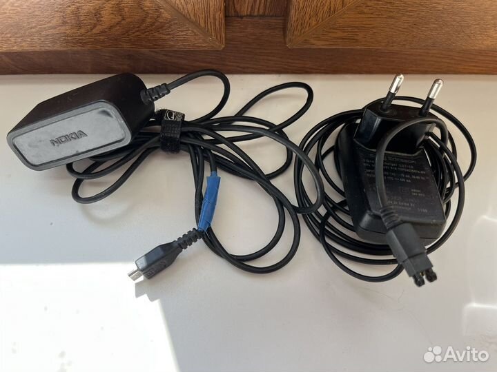 Зарядное устройство Nokia, Soni Ericson