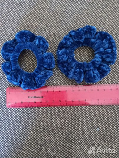Вязаная резинка для волос