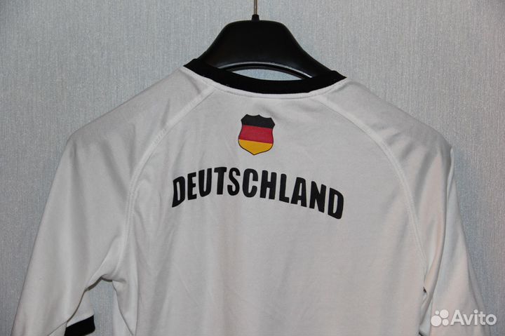 Немецкая футбольная форма Fifa 2010, р. 152