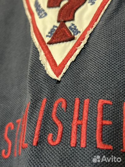 Логнслив Guess