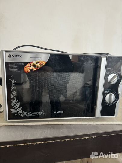 Микроволновая печь Vitek б/у