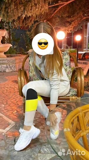 Спортивный костюм женский