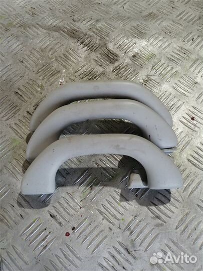 Ручка внутренняя потолочная Skoda Octavia 5E CWV