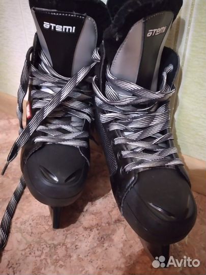 Коньки для мальчика, б/у,размер 38