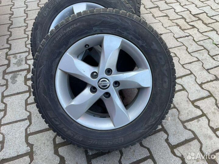 Toyo Observe G3-Ice 215/65 R16 98T
