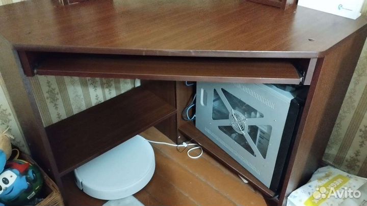 Компьютерный стол б/у