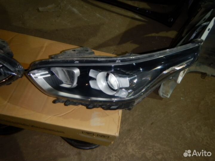 Фары Kia Cerato 4