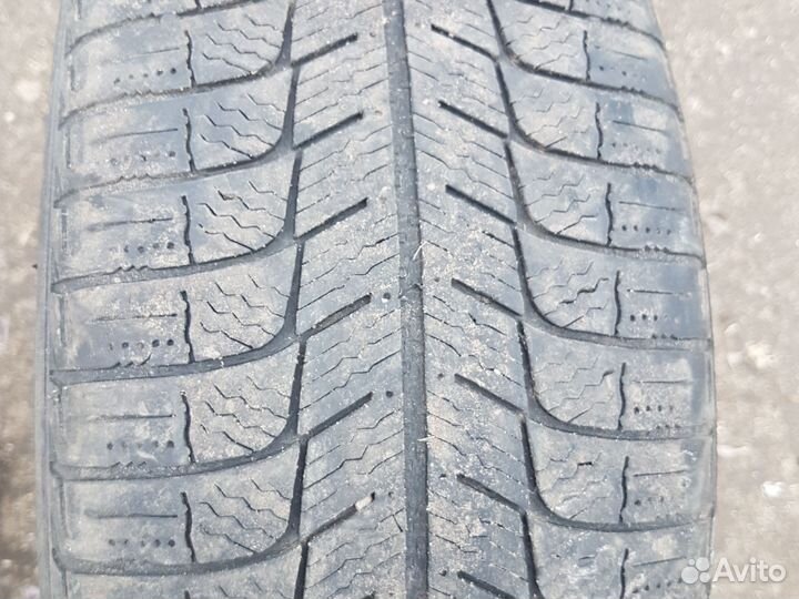 Michelin X-Ice 205/60 R16 96