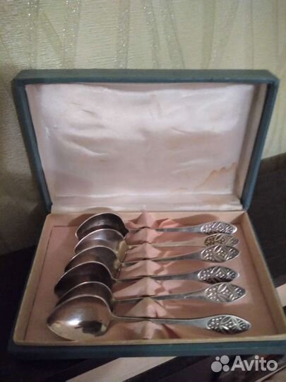 Наборы ложек в коробках