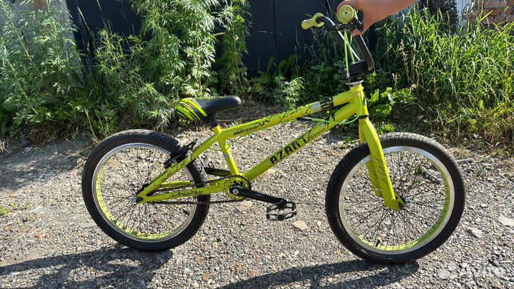 Трюковой велосипед BMX