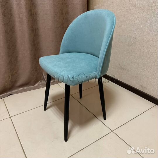 Мягкие кухонные стулья 