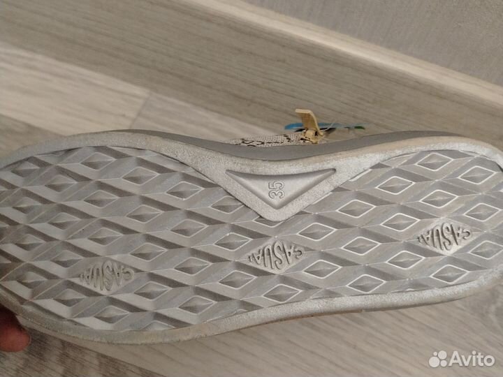 Ботинки весенние для девочки новые