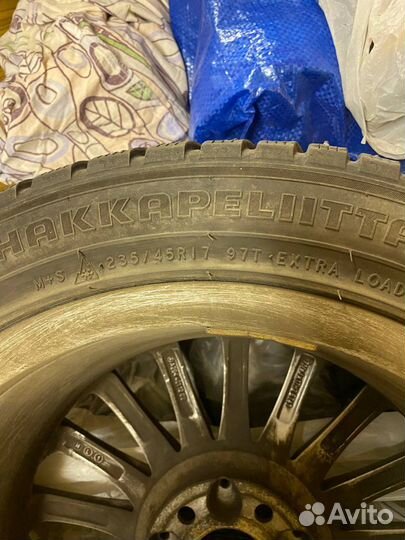 Комплект зимней резины с оригинальными дисками б/у