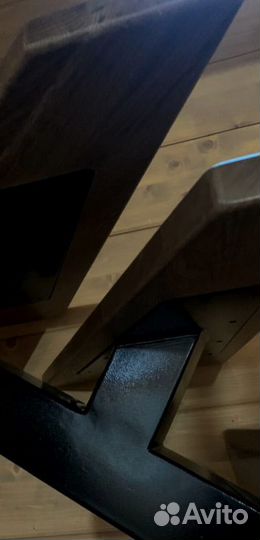 Лестница на металлокаркасе открытого типа