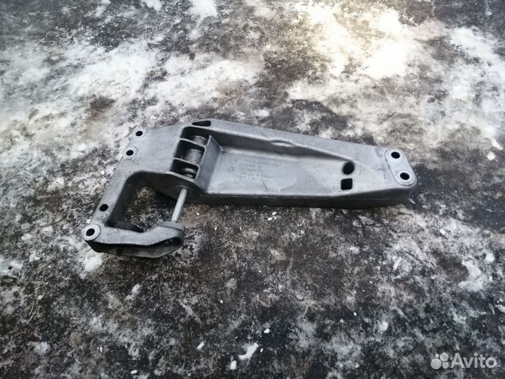 Кронштейн опора АКПП BMW X4 F26 X3 F25