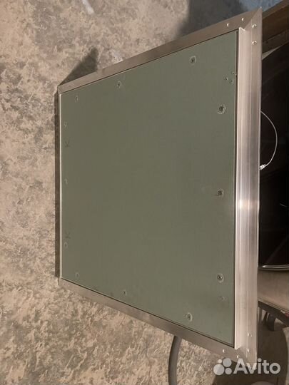 Люк для ванной, 50 на 50, новый