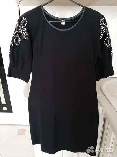 Платья вечерние