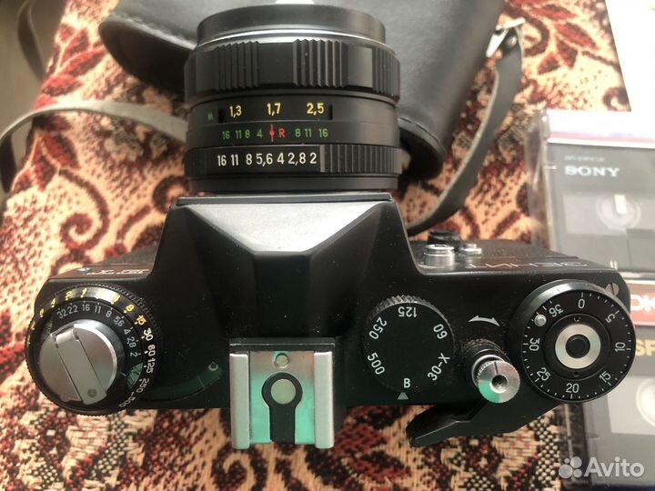 Фотоаппарат zenit et с обьективом helios 44m-4