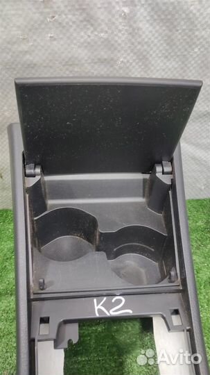 Консоль передняя часть Nissan Tiida 2008