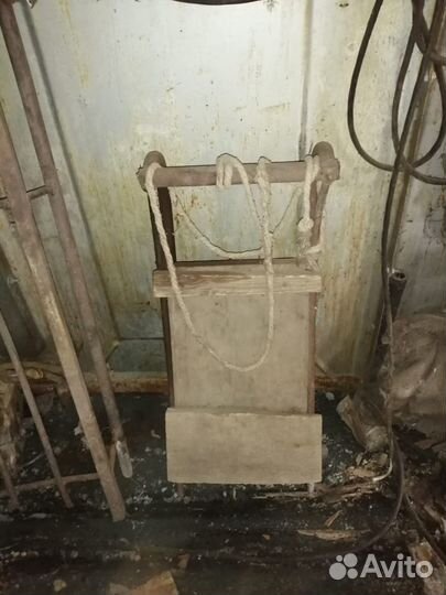 Сани хозяйственные металлические, большие и малые