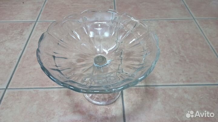 Фруктовница-конфетница СССР. Вязаная салфетка-пода