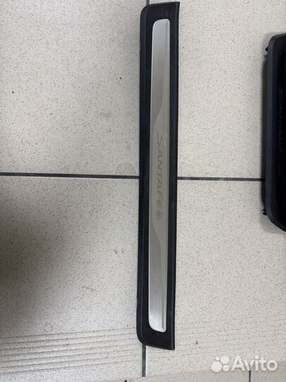 Накладка порога передняя левая hyundai santa fe 3