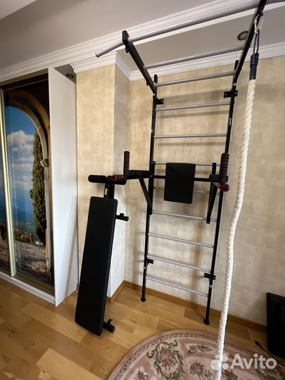 Шведская стенка с турником