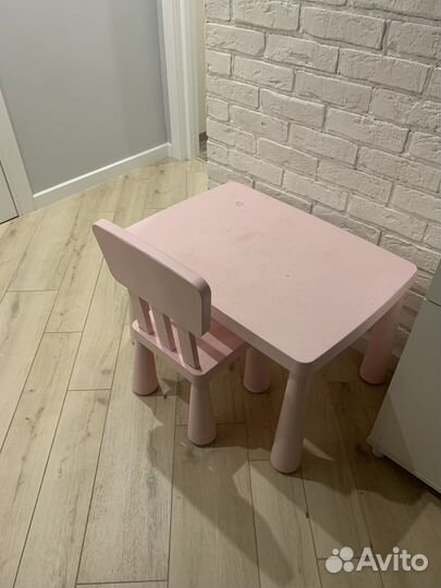 Детский стол и стул IKEA