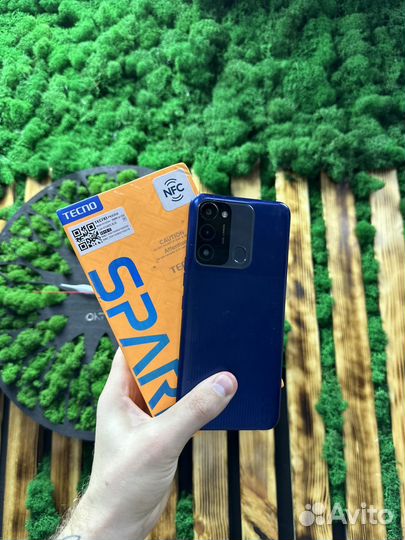 Смартфон Tecno Spark Go 2022 3/32GB