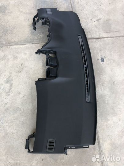 Toyota Corolla e150 торпедо