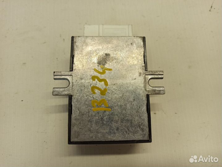 Блок управления топливным насосом BMW X5 E70