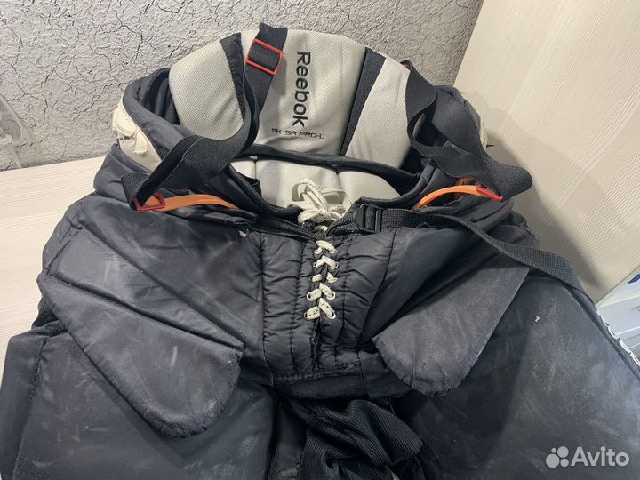 Хоккейная форма(вратарь,полевой)