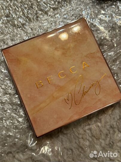 Becca x Chrissy Teigen - Glow Face Palette