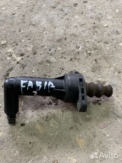 Цилиндр сцепления рабочий Skoda Fabia 2