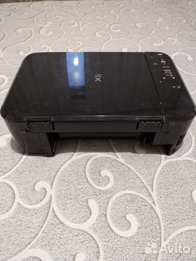 Принтер лазерный цветной