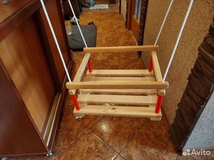 Детская качель подвесная