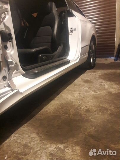 Мерседес 207