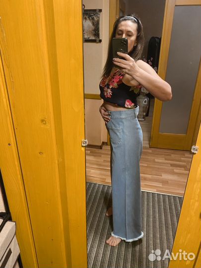 Продаю джинсы