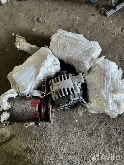 Генератор и компрессор на Ford focus 1.6